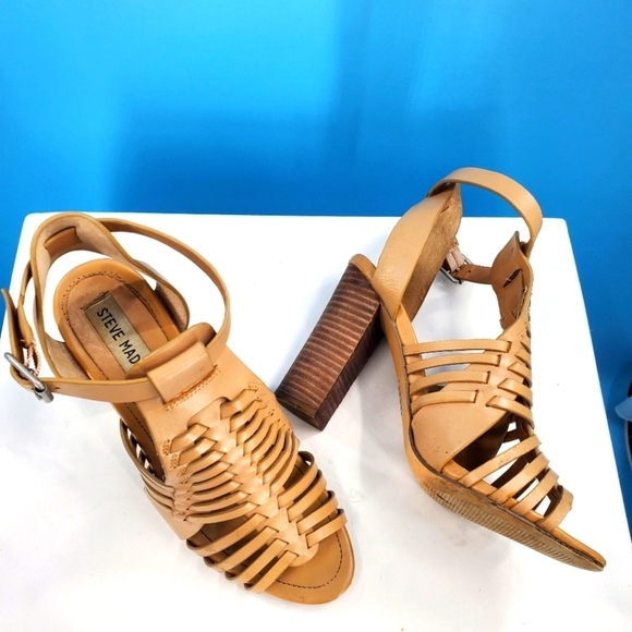 Steve Madden Sandrina tan heeled sandals - Picture 1 of 13